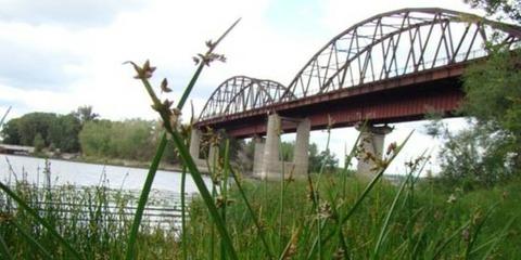 В Самарской области женщина погибла, упав с моста через реку Сок