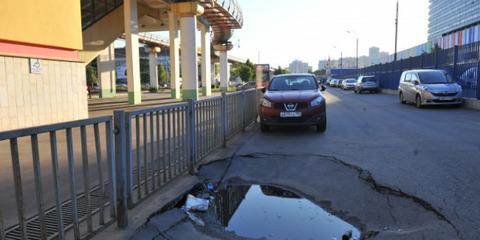 В Самарской области погиб водитель Kia, пытаясь объехать яму на дороге В Самарской области погиб водитель Kia, пытаясь объехать яму на дороге