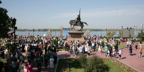 В Самаре открыли памятник основателю города князю Григорию Засекину