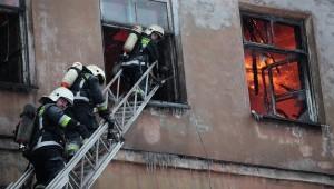 В Самаре в жилом доме горел электрокабель, были эвакуированы 5 человек