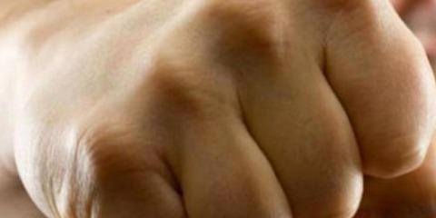 В Мурманске местная жительница, обвиняемая в покушении на убийство и угрозу убийством, предстанет перед судом