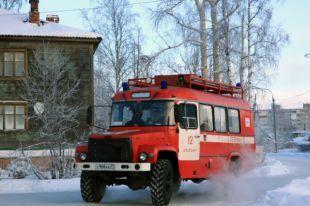 На ул. Демократической в Самаре сгорел торговый павильон