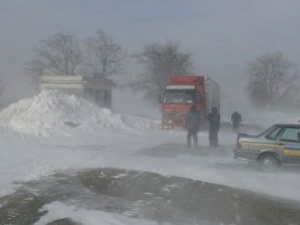 В Самарской области замело дороги к пяти селам