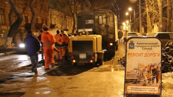 В Самаре стартовал аварийно-ямочный ремонт дорог литой асфальтобетонной смесью