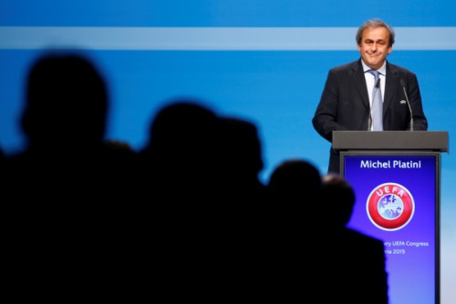 Глава УЕФА Платини переизбран на новый срок
