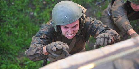 Под Самарой опрокинулся военный грузовик, погиб офицер