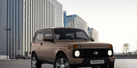 Стали известны цены Lada Largus Cross и Lada 4x4 Urban