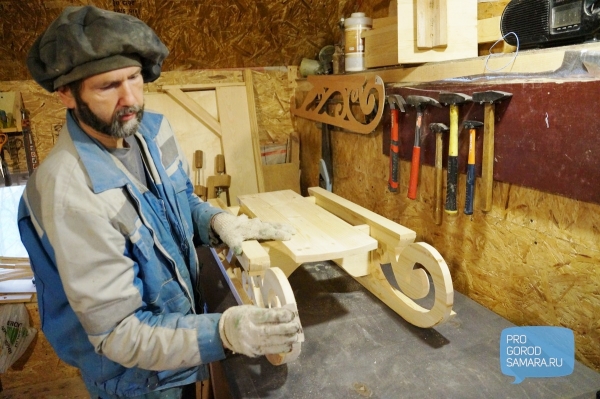 Мастер-класс от самарского столяра: Как сделать красивые деревянные санки своими руками