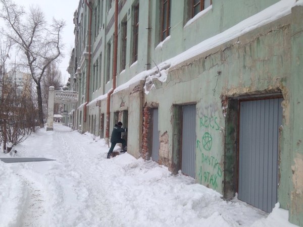 В Самаре законсервировали заброшенное здание реального училища